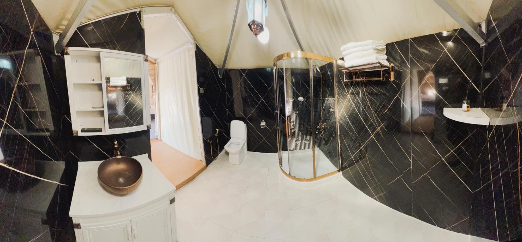Luxury Desert Camp Oman Al Wāşil